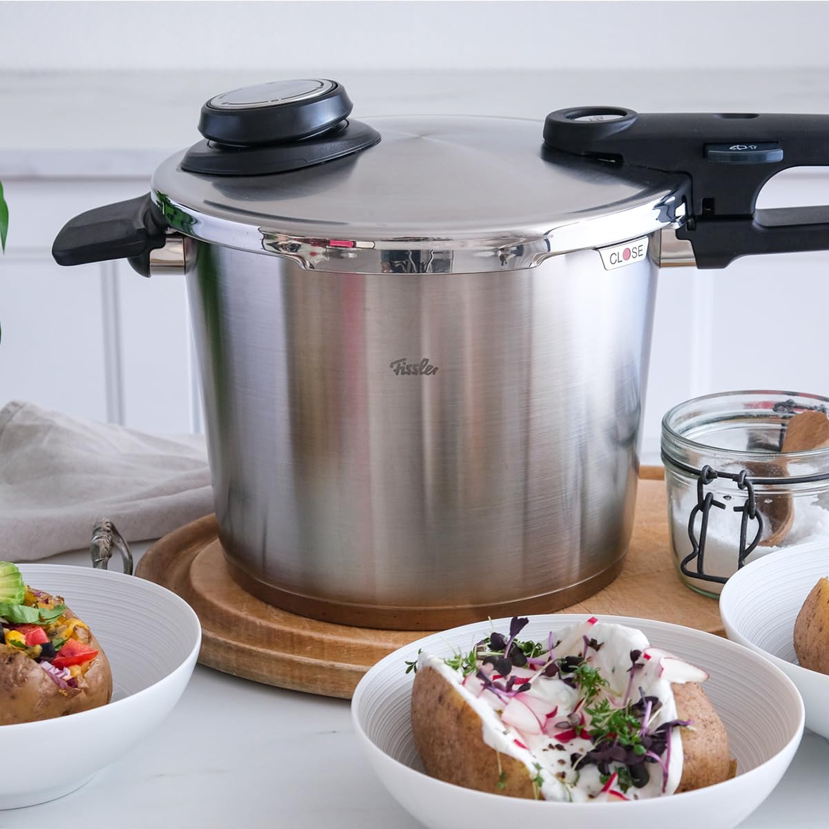 Schnellkochtopf Vitavit 6 L Ø 22 cm aus Edelstahl für Induktion mit 4 Garstufen Dampfgarfunktion und Einsatz