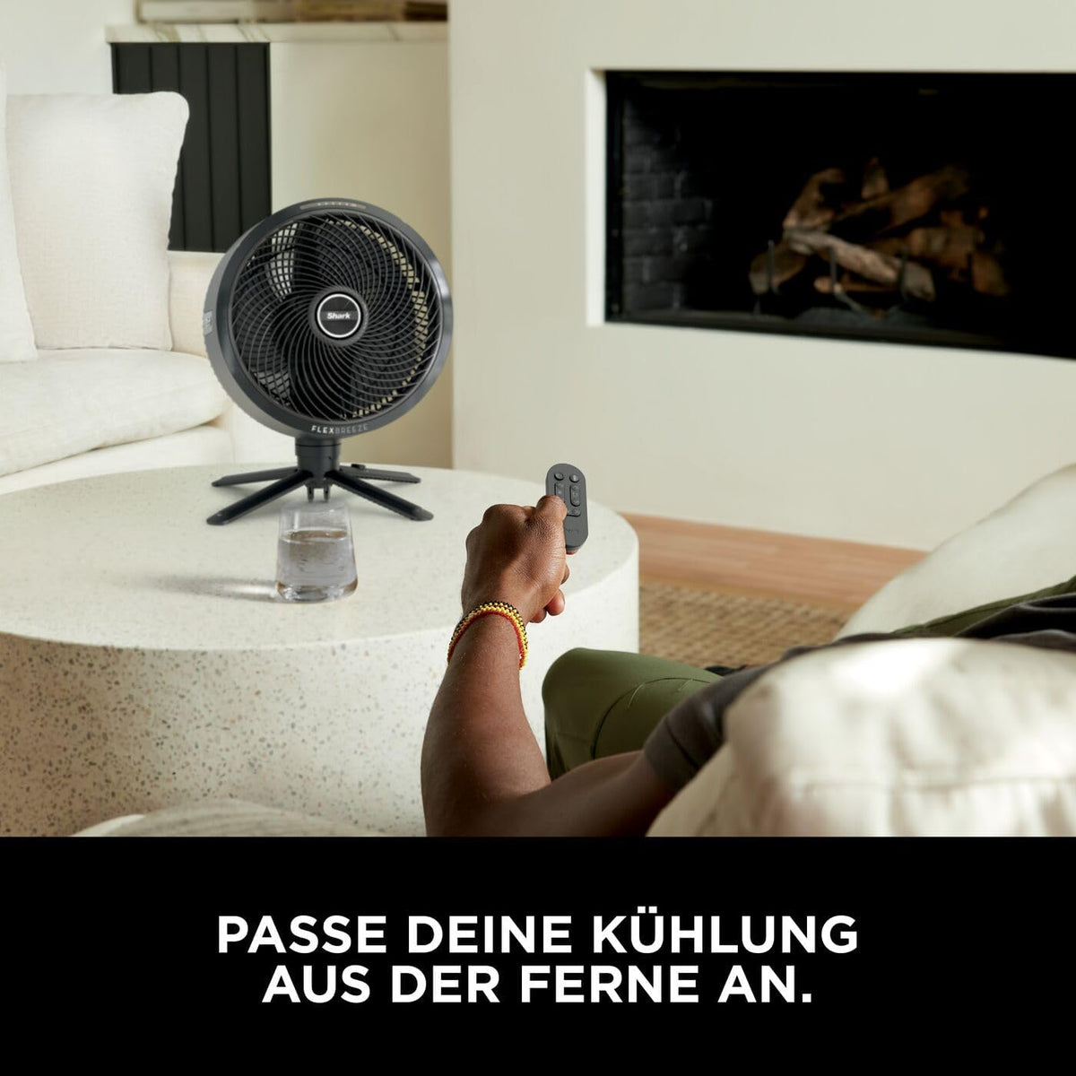 Akku Ventilator mit Sprühsystem FA300EU Stand- und Tischventilator 5 Geschwindigkeiten Fernbedienung 24h Laufzeit