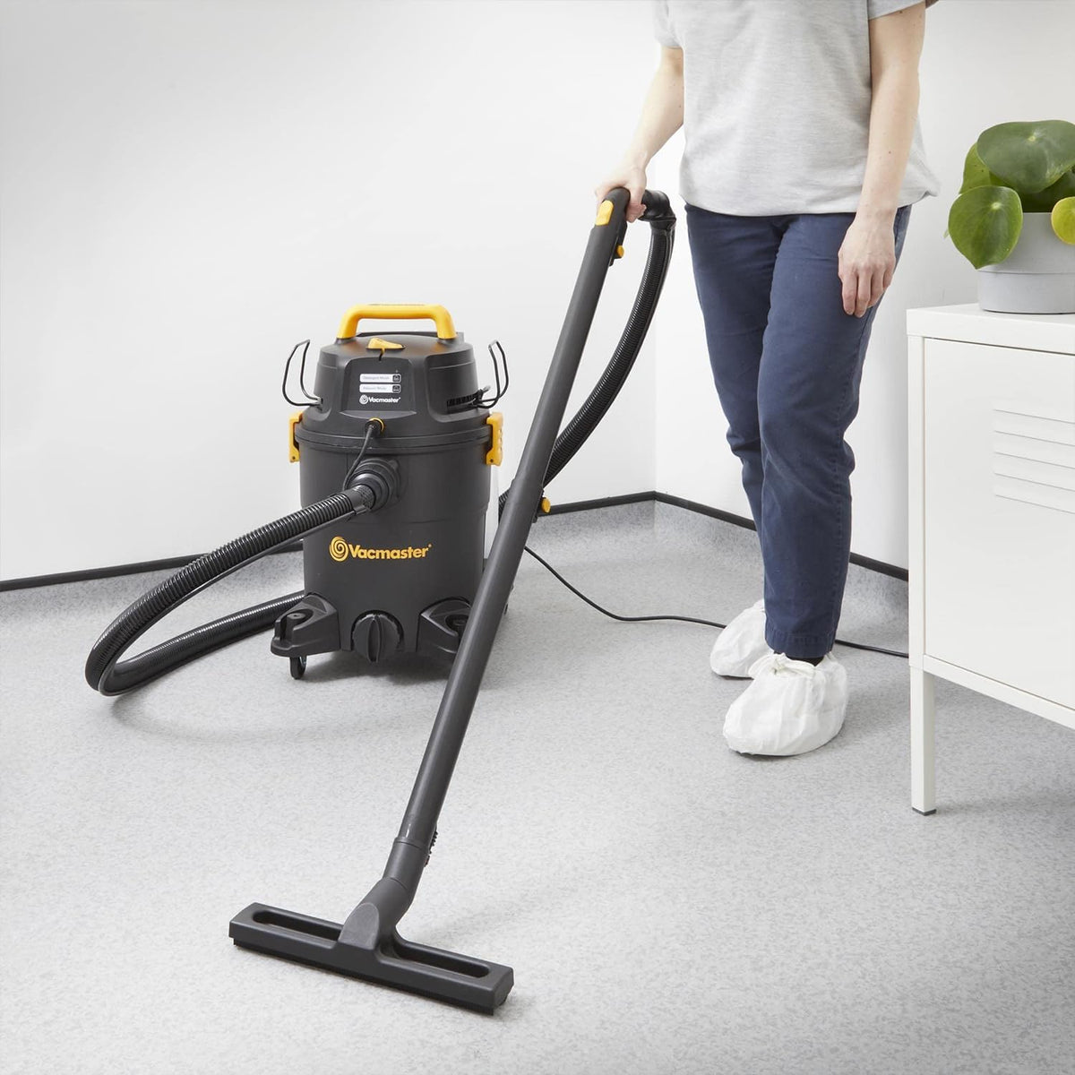 Nass- und Trockensauger Waschsauger VK1323PFR 1300W 23L 3-in-1 Teppich- und Hartbodenreinigung Dual-Tank-System