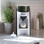 Automatischer Flaschenzubereiter Formula Pro Advanced für Milchpulver und Wasser 3 Temperaturen 60–300 ml LCD-Display Weiß Schwarz