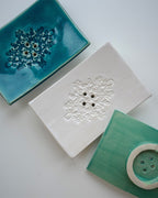 11x7cm Eckige Seifenschale aus Keramik mit Ablauflöchern und symmetrischem Muster