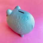 Keramik-Sparschwein mit Blumenrelief, Steinzeug, Grau, 16 cm Höhe