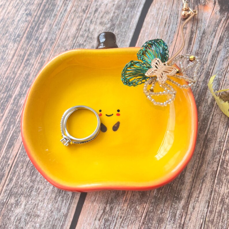 Kawaii Handbemalte Apfel Keramik Ring Schale, Schreibtisch Dekor Schmuck Halter, 9 cm