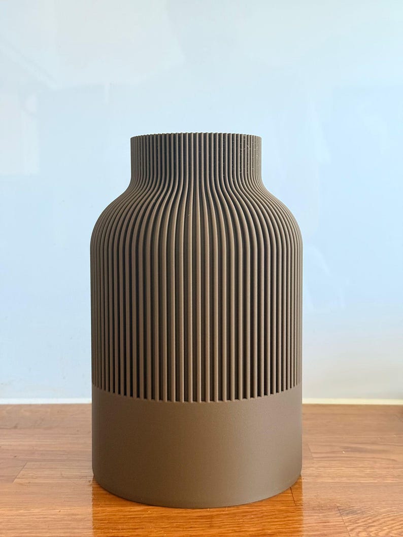Gerippte Japandi-Vase, modernes minimalistisches Gefäß für Trockenblumen, Dekoration