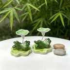 Handgefertigte Keramik Frosch Figur grün drehbar Miniatur Skulptur 6x7x10cm für Wohnkultur