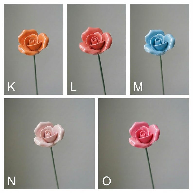Keramik Blumenstrauß, glasierte Kunstblumen mit Drahtstiel, 21 cm Stiellänge, 3,5 cm Blütenkopf, Vase 10,5 cm