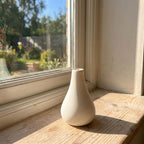 Handmodellierter Keramik Pflaumenblüten Zweig mit Vase, Schreibtischdekor
