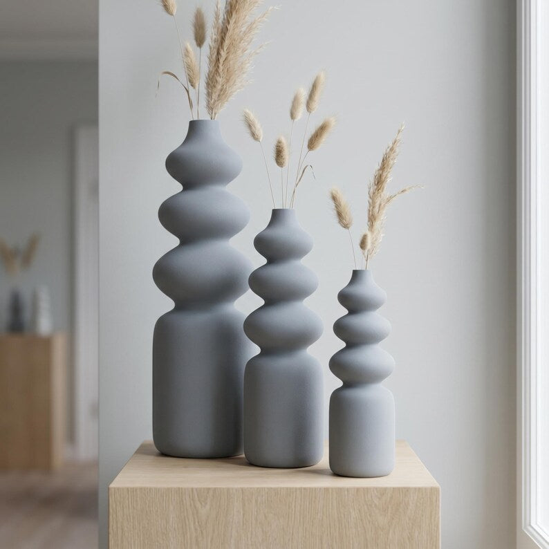 Nordic Vase FUZZY Skulptur-Vase in 5 Größen | Schlanke matte Vase für Trockenblumen