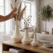 Geometrisch geformte dekorative Vasen, geeignet für die Raumgestaltung im Wohnzimmer, auf dem Esstisch und im Arbeitszimmer